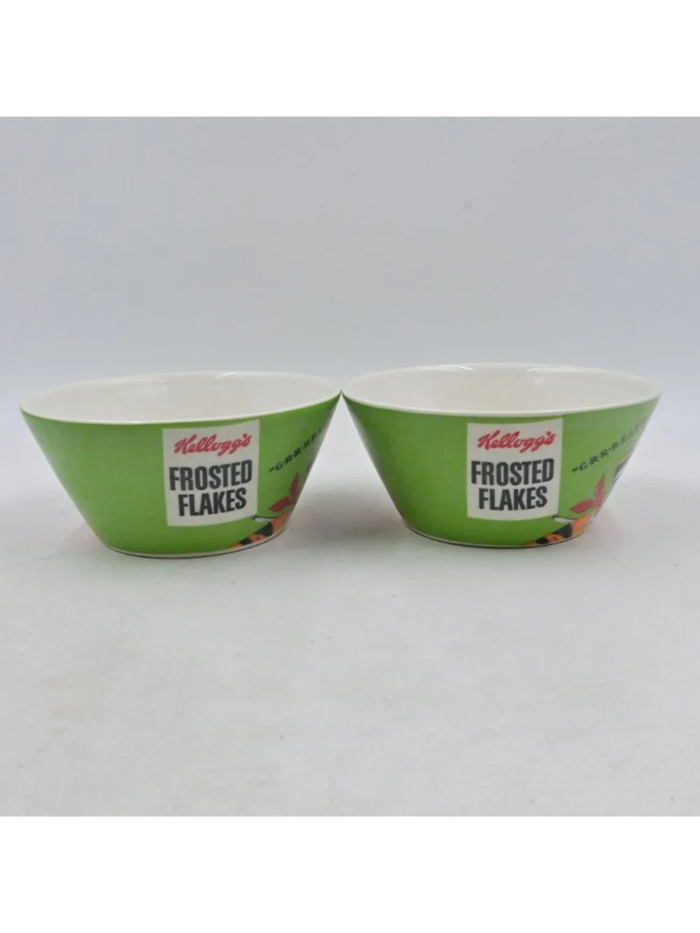 Kellogg's Frosted Flakes Tony the Tiger Green Cereal Bowls Set of 2 VTG